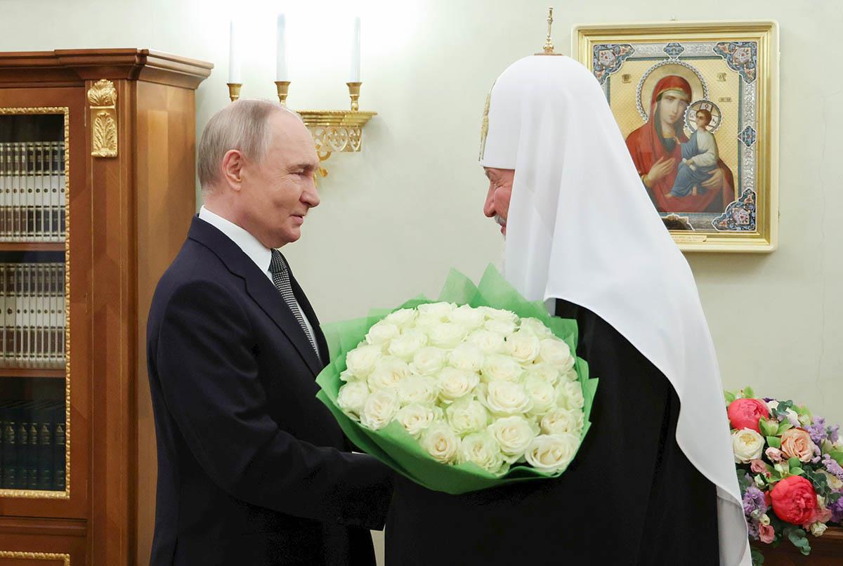 xxxx04 EPA Alexander Kazakovsputnikkremli.jpg