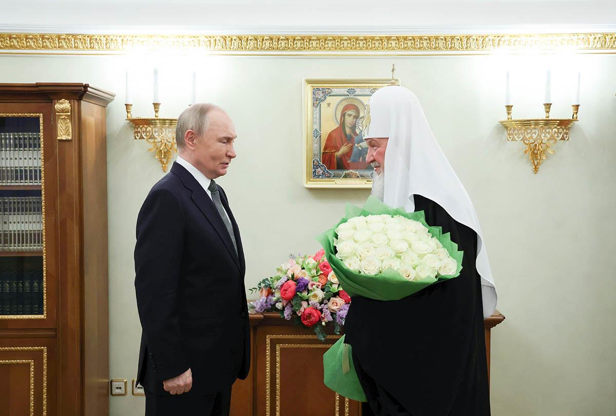 xxxx01 EPA Alexander Kazakovsputnikkremli.jpg