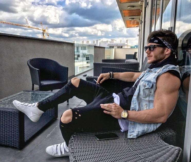 2025-05-26 09_27_59-Instagram.jpg