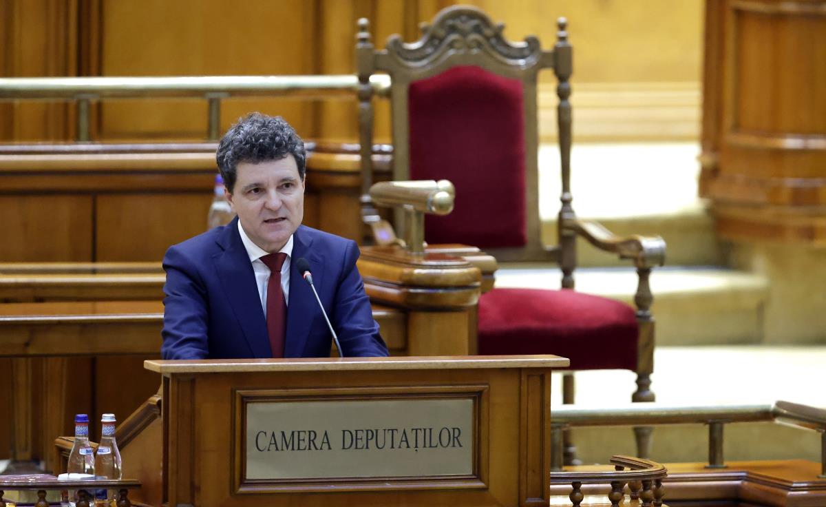 101 EPA Robert Ghement.jpg