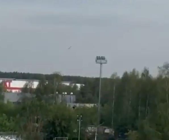 2025-05-28 08_05_46-Hochu dodomu on X_ _Стверджують, що прилетіло по заводу _Кронштадт_ Дубна 56.758.png