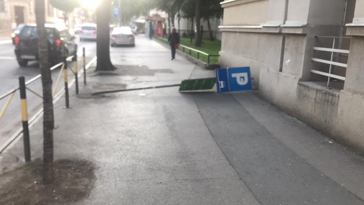 polomljen znak.jpg
