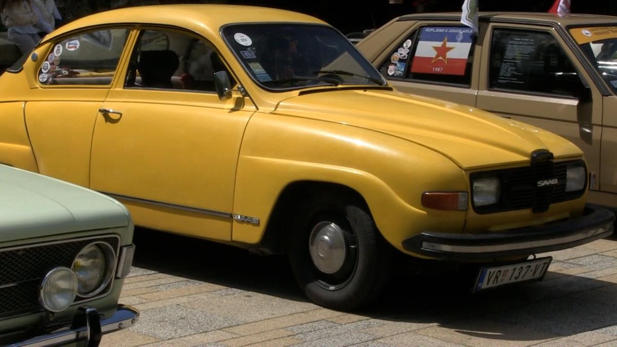 jutarnji clean.01_17_20_19.Still014.jpg