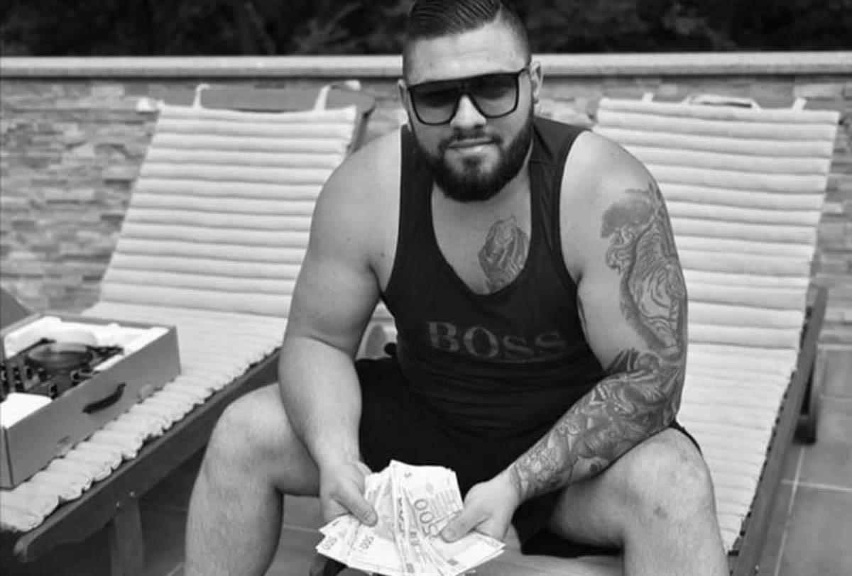 benjamin---spahovic---fp-116284903-108411344207554-7672694437773547310-n-1 copy.jpg