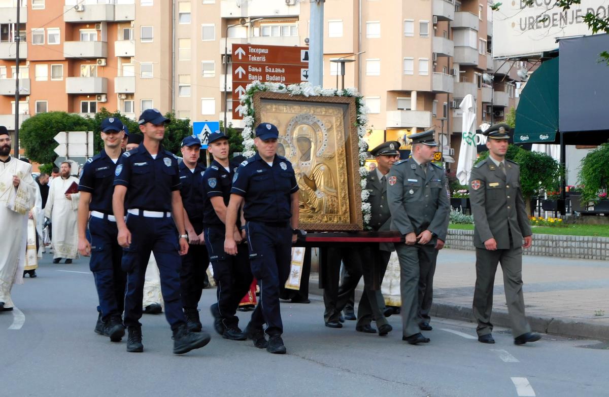 LOZNICA - Centrom grada.JPG