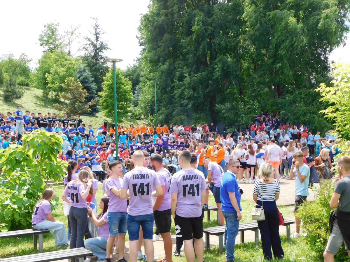 LOZNICA - U Omladinskom parku.JPG