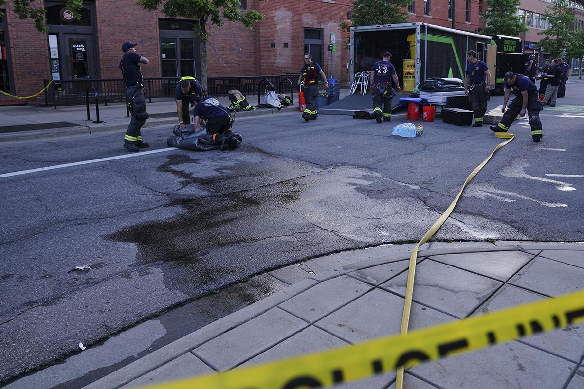 vsna07 EPA Rebecca Slezak.jpg