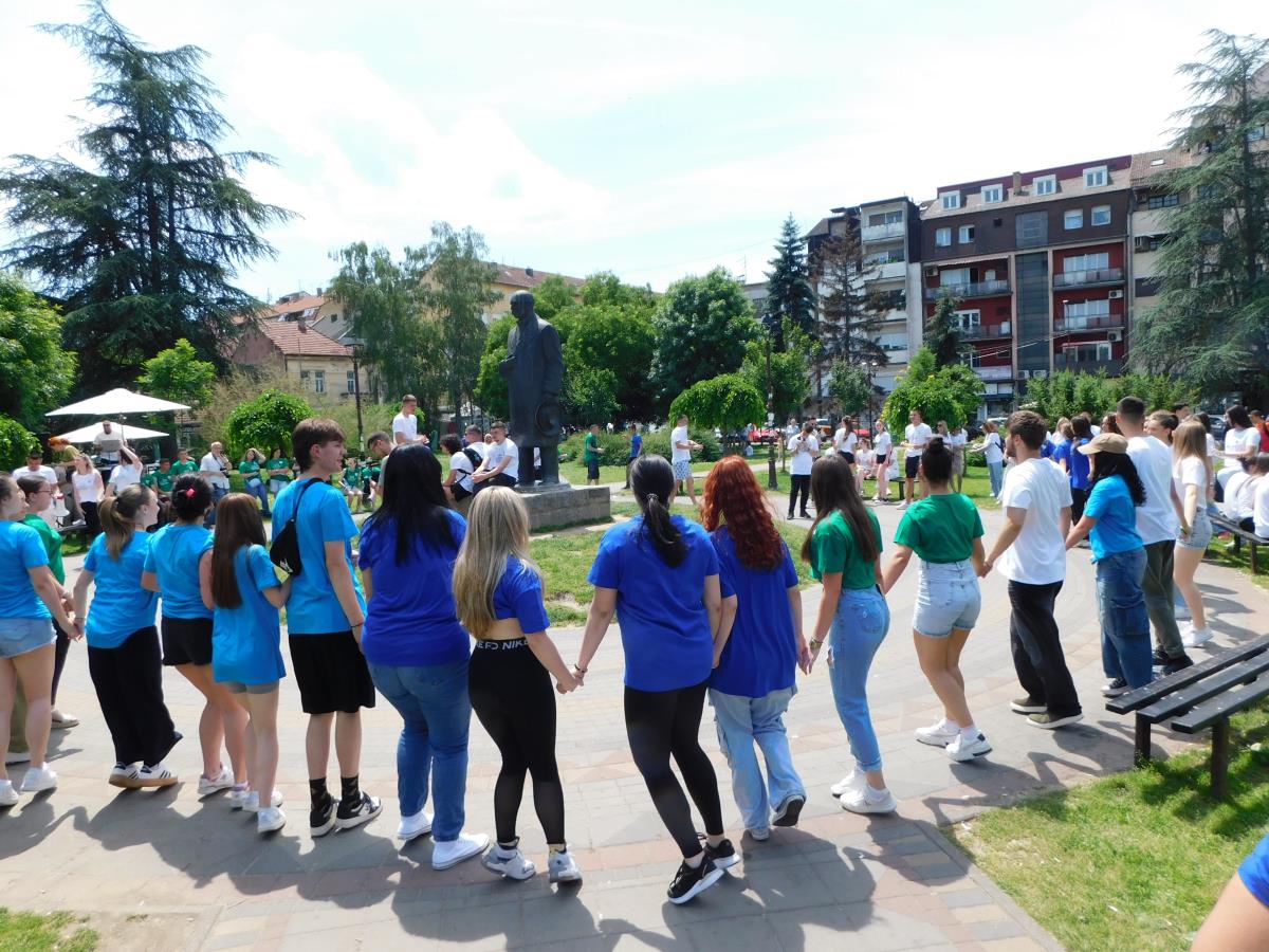 LOZNICA - Ništa bez kola.JPG