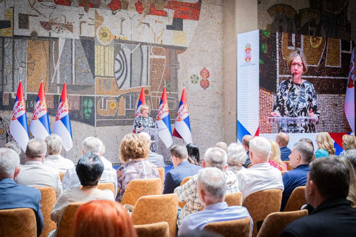 Zlatibor Lončar 2.jpg