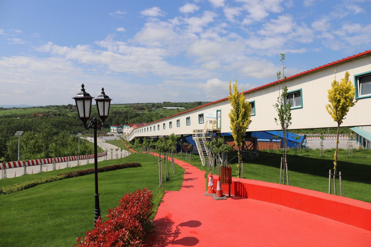 02 Park kod transportne trake.JPG