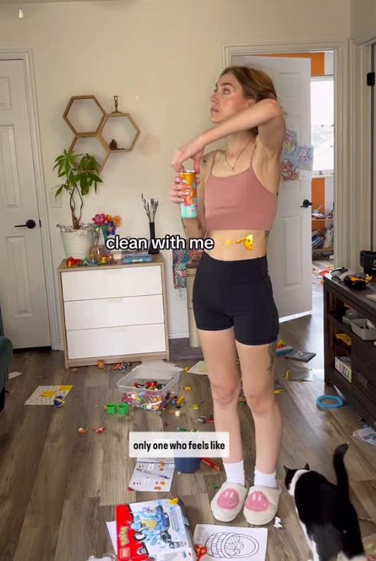 Aurora Makozland (3).png