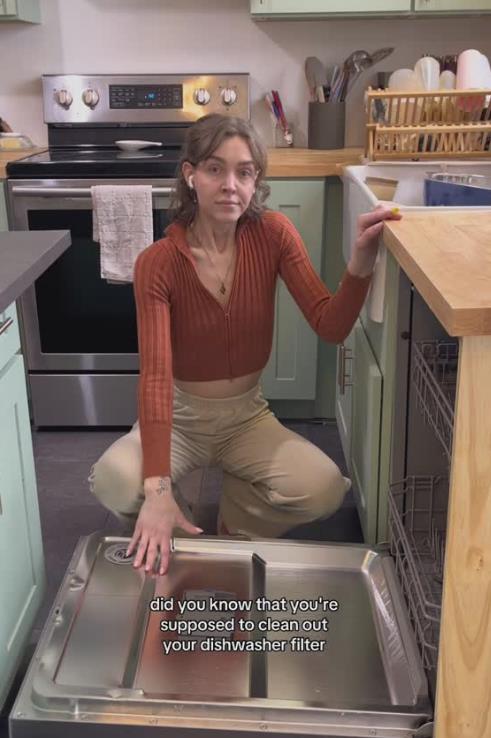 Aurora Makozland (4).png