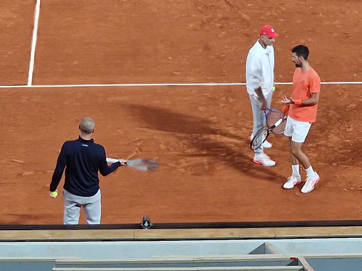Novak na ulicama Pariza posle poraza od Sinera
