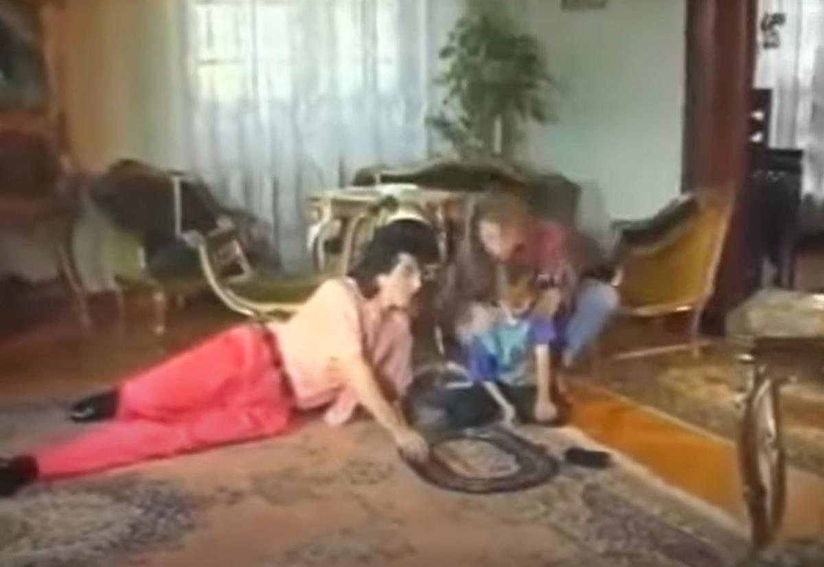 2025-06-07 08_16_12-Pogledajte ko je vlasnica najpoznatije kuće na Dedinju u Beogradu - Blic.jpg