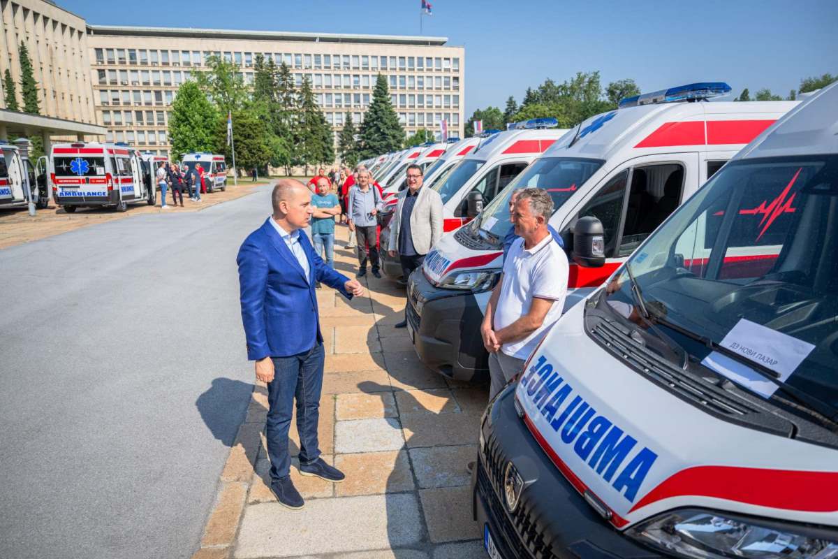 Zlatibor Lončar 2.jpg