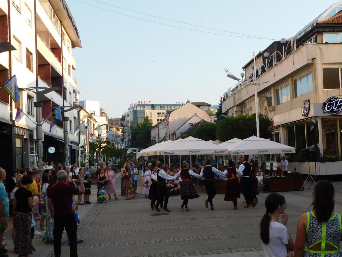 LOZNICA - Na šetalištu.JPG