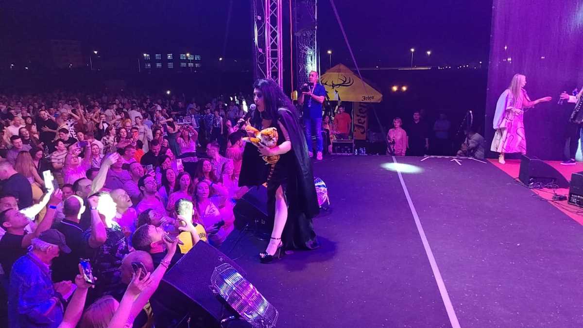 WhatsApp Image 2025-06-07 at 11.07.04 PM (3).jpeg