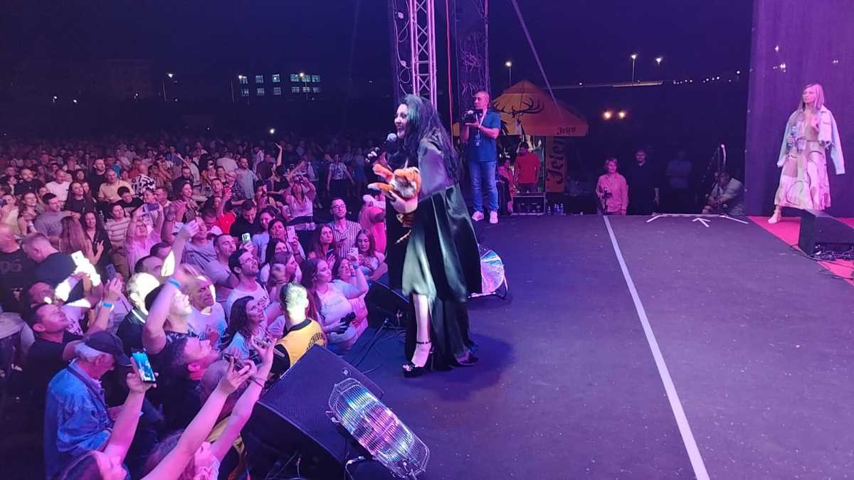 WhatsApp Image 2025-06-07 at 11.07.04 PM (1).jpeg