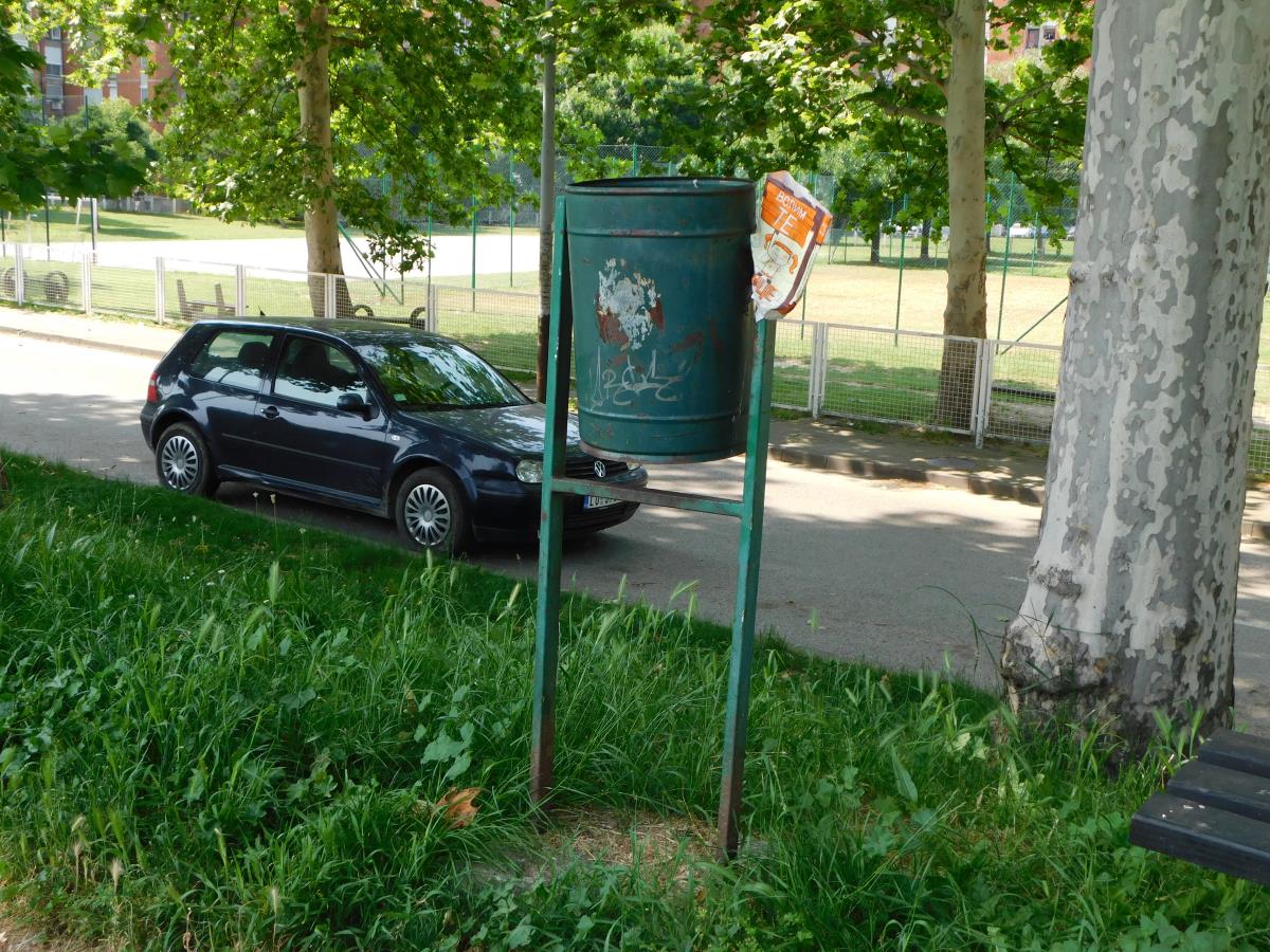 LOZNICA - Mnoge su bez dna.JPG