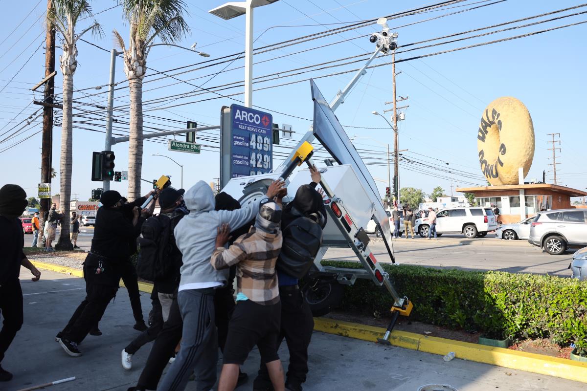 103 EPA Allison Dinner.jpg