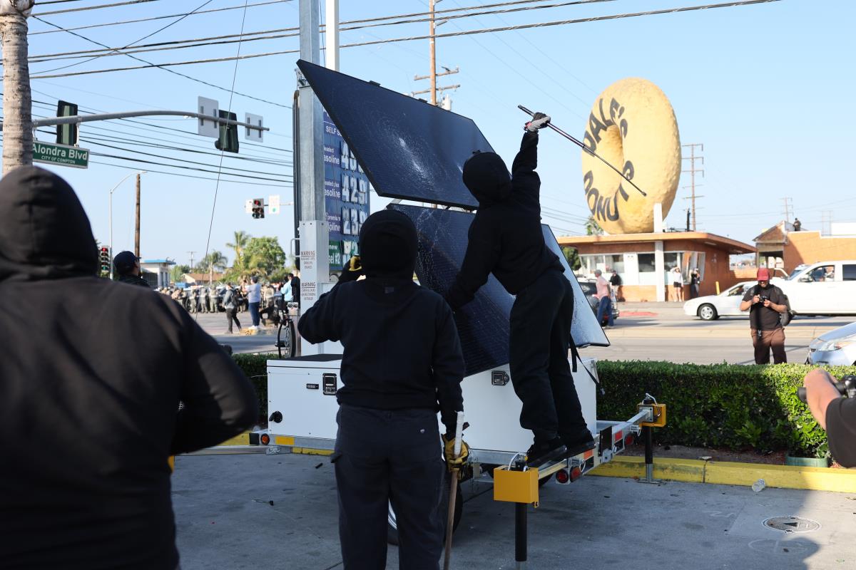 103 EPA Allison Dinner.jpg