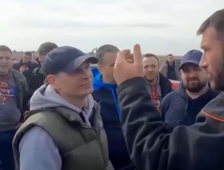 Miloš Jovanović nož 2.jpg