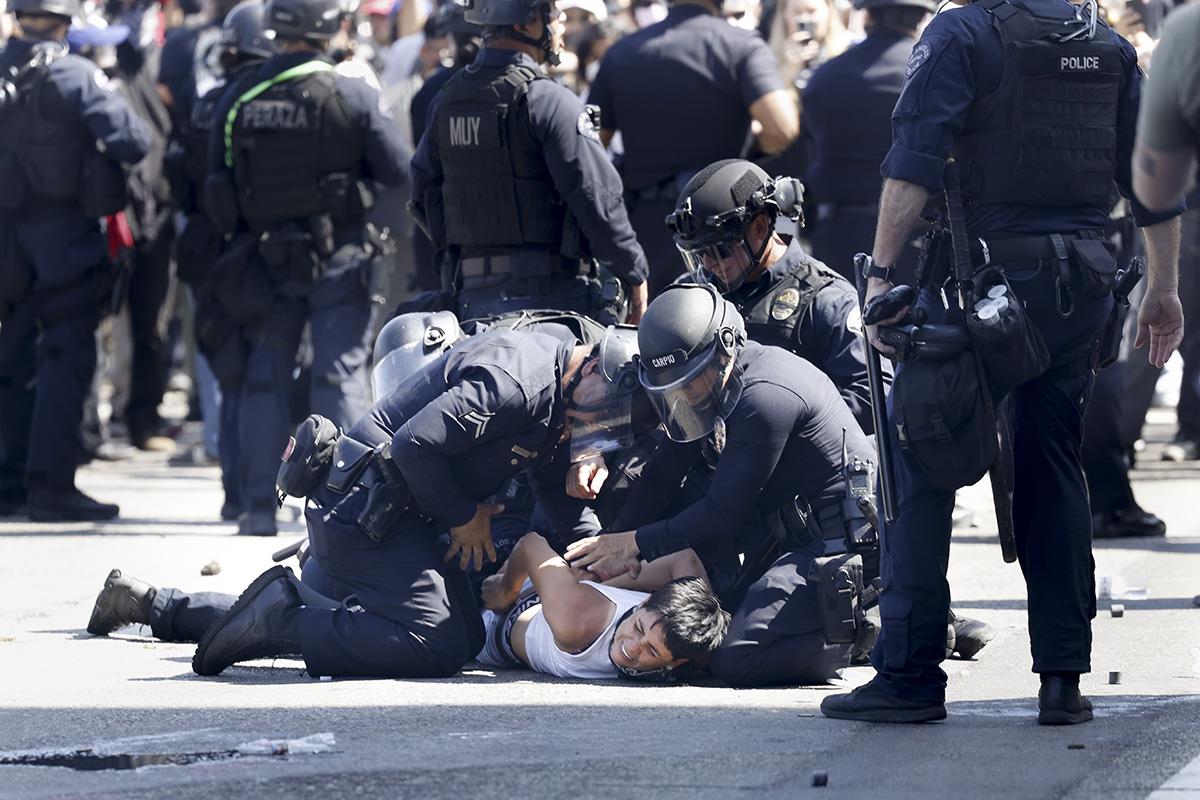 x04 EPA Caroline Brehman.jpg