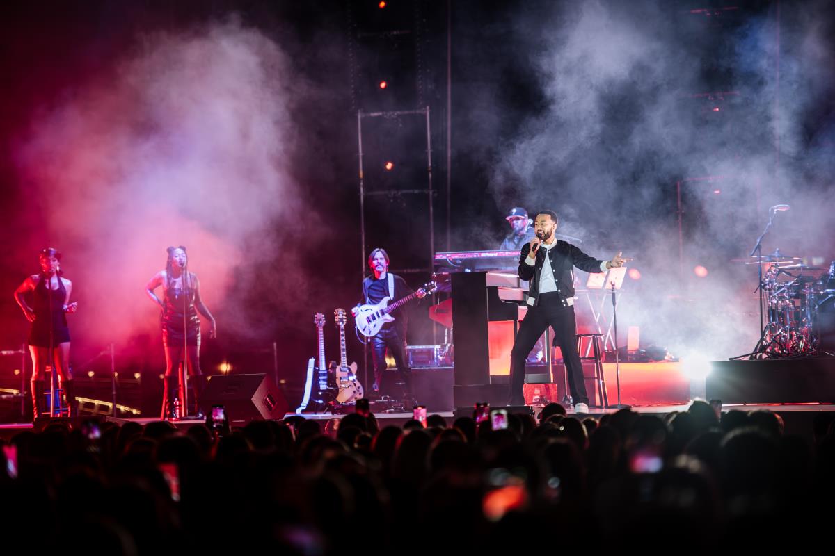 03 John Legend Belgrade River Fest Image_Alex_Dmitrovic_0087.jpg