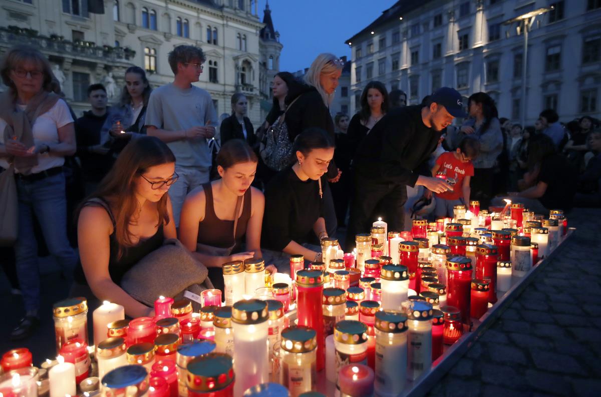 xx04 EPA Antonio Bat.jpg