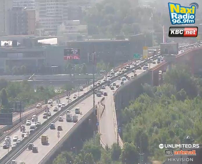 2025-06-12 08_51_11-Naxi radio _ Opusti se i uživaj — Mozilla Firefox.png