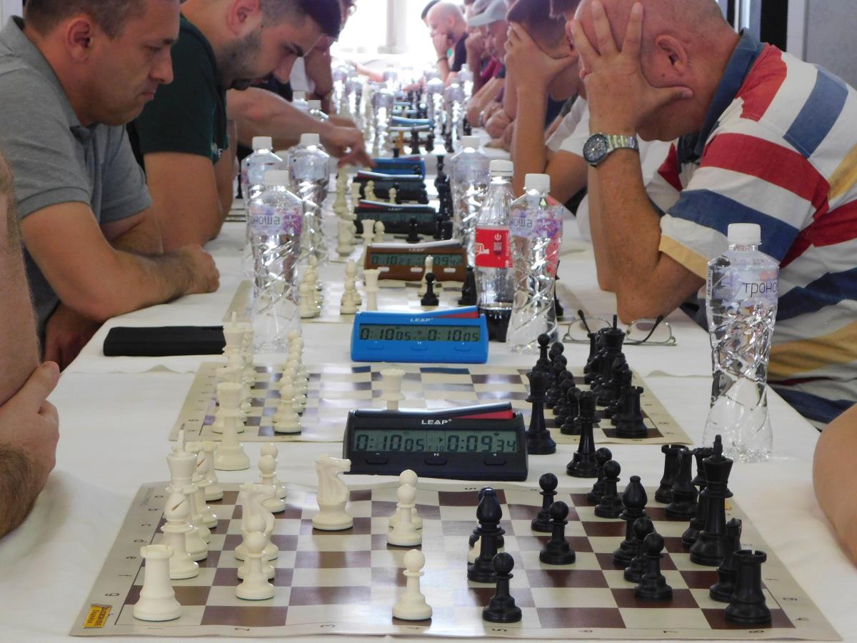 LOZNICA - Seniori.jpg