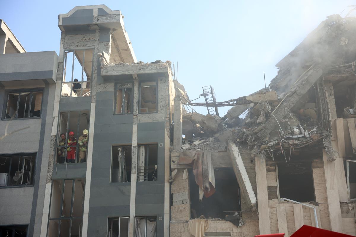 x10 EPA Abedin Taherkenareh.jpg