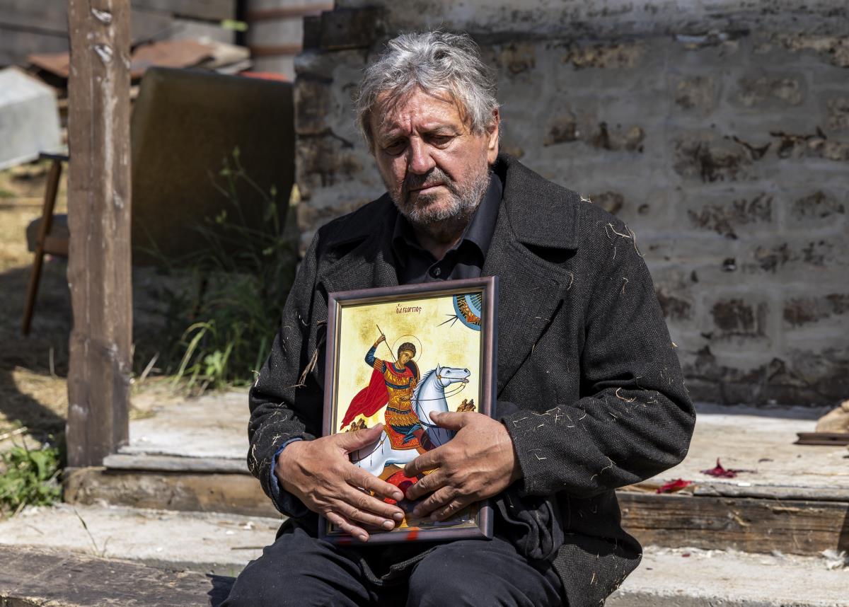 Čuvar ikone svetog Đorđa_Radoš Bajić (Contrast studios).JPG