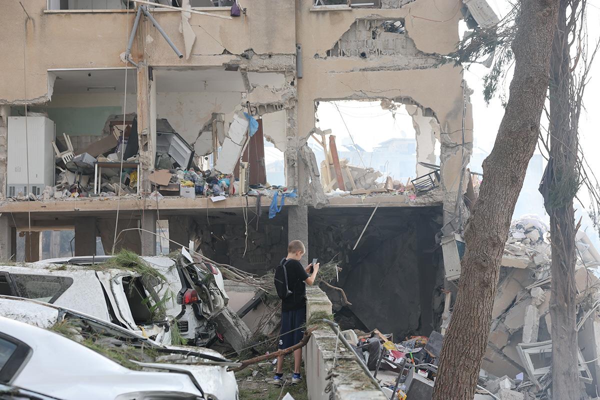 x03 EPA Abir Sultan.jpg