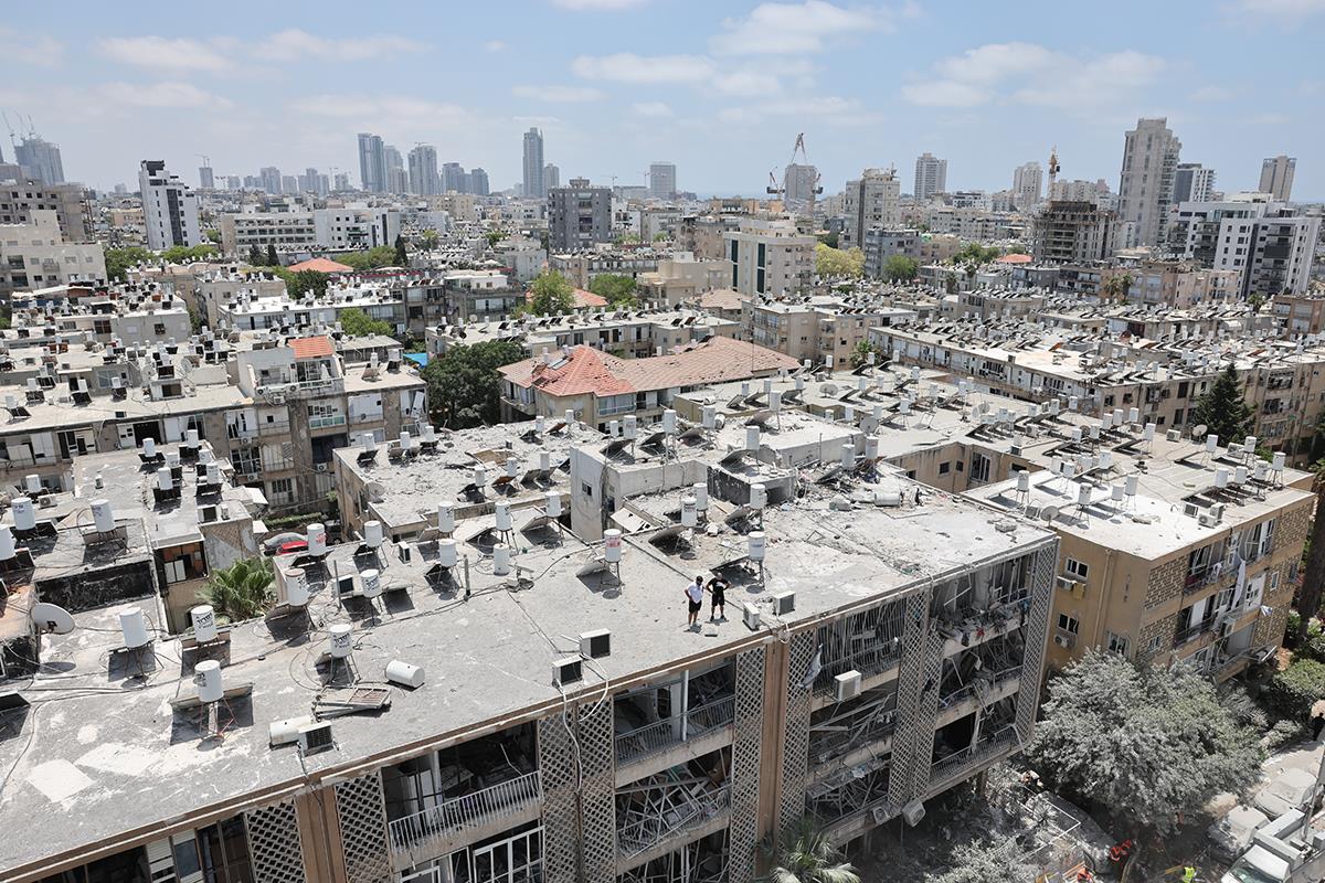 zgrada05 EPA Abir Sultan.jpg