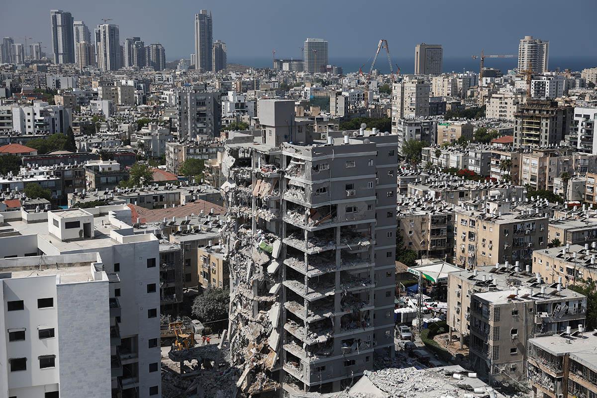 zgrada25 EPA Abir Sultan.jpg