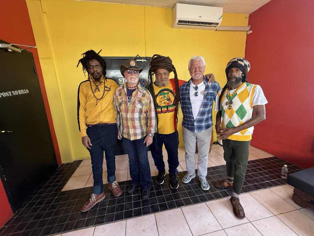 YU Grupa na Jamajci, foto Mirko Miljuš 1.jpg