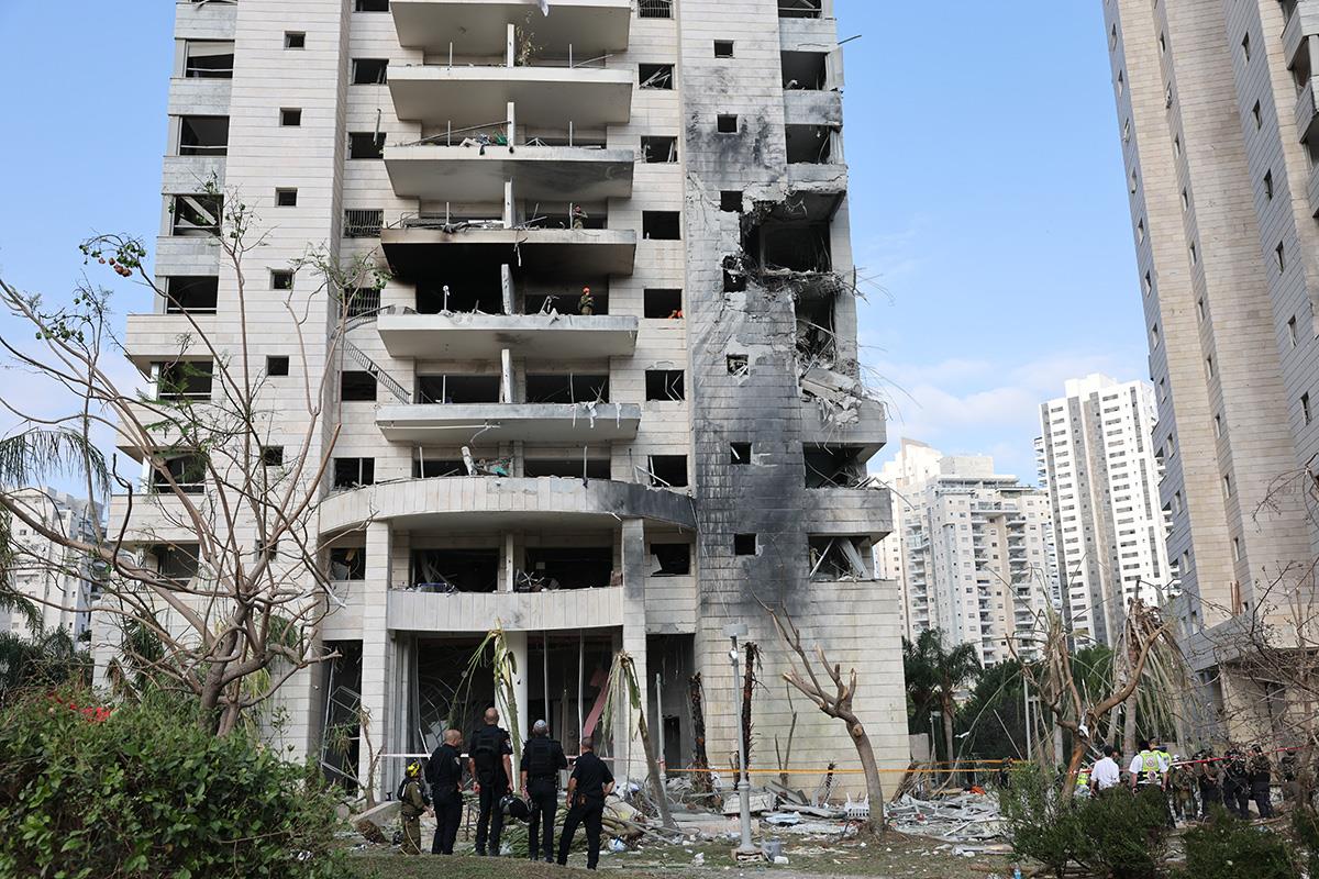 x01 EPA Abir Sultan.jpg