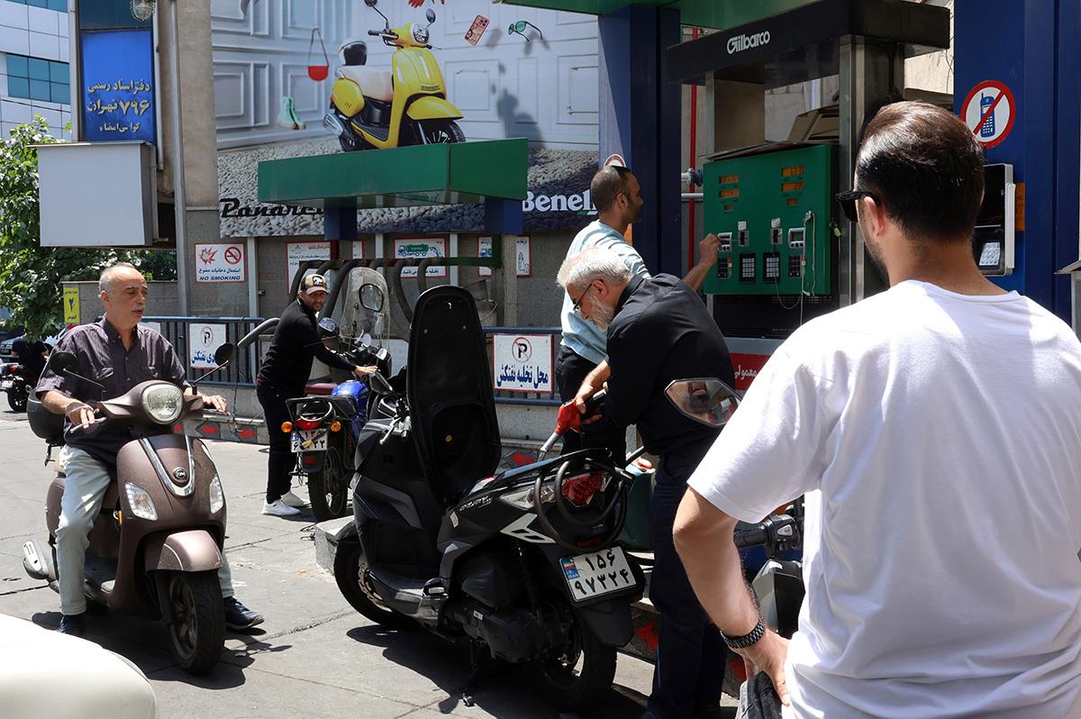 x04 EPA Abedin Taherkenareh.jpg