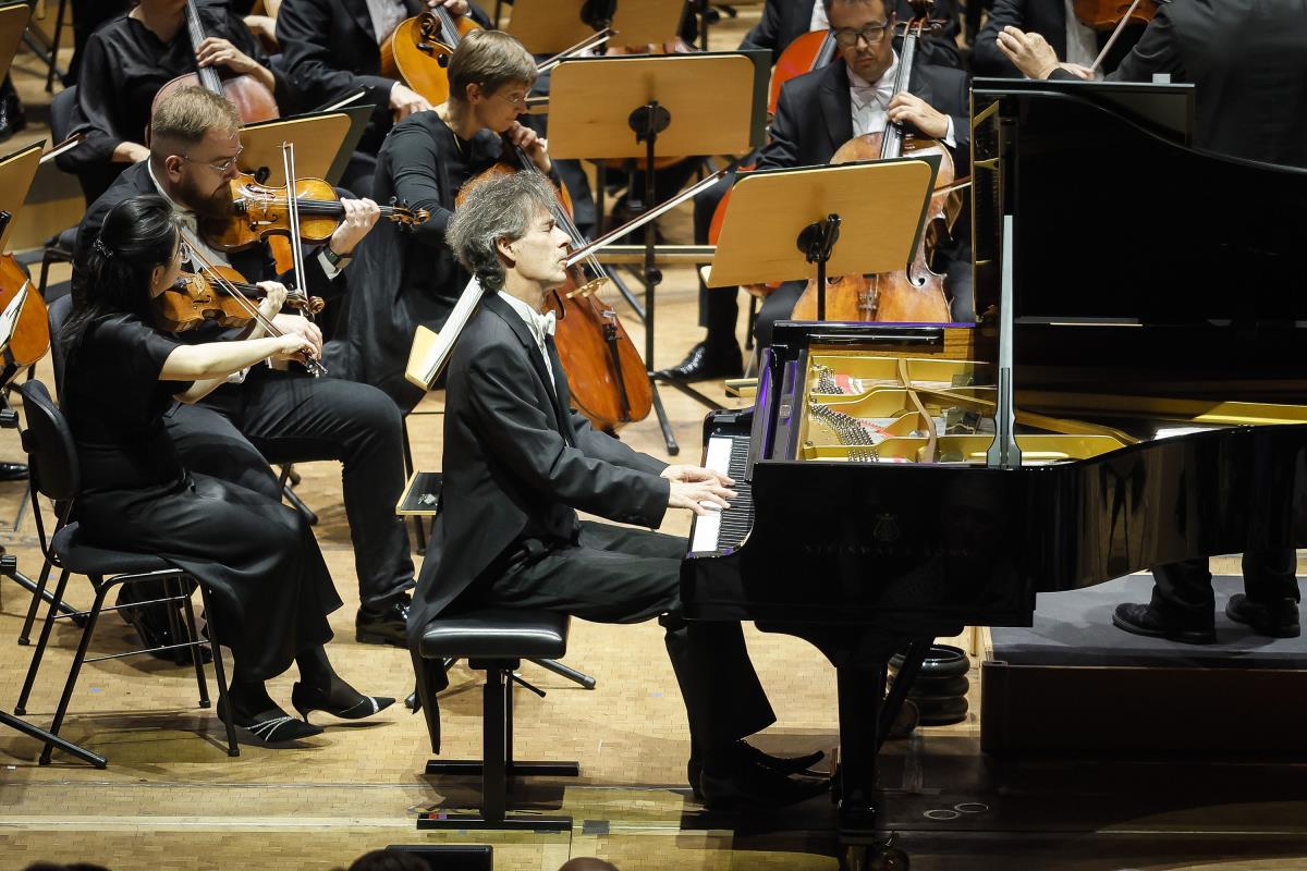 Koncert 3 Bernd Glemzer, foto M.Djokovic.jpg