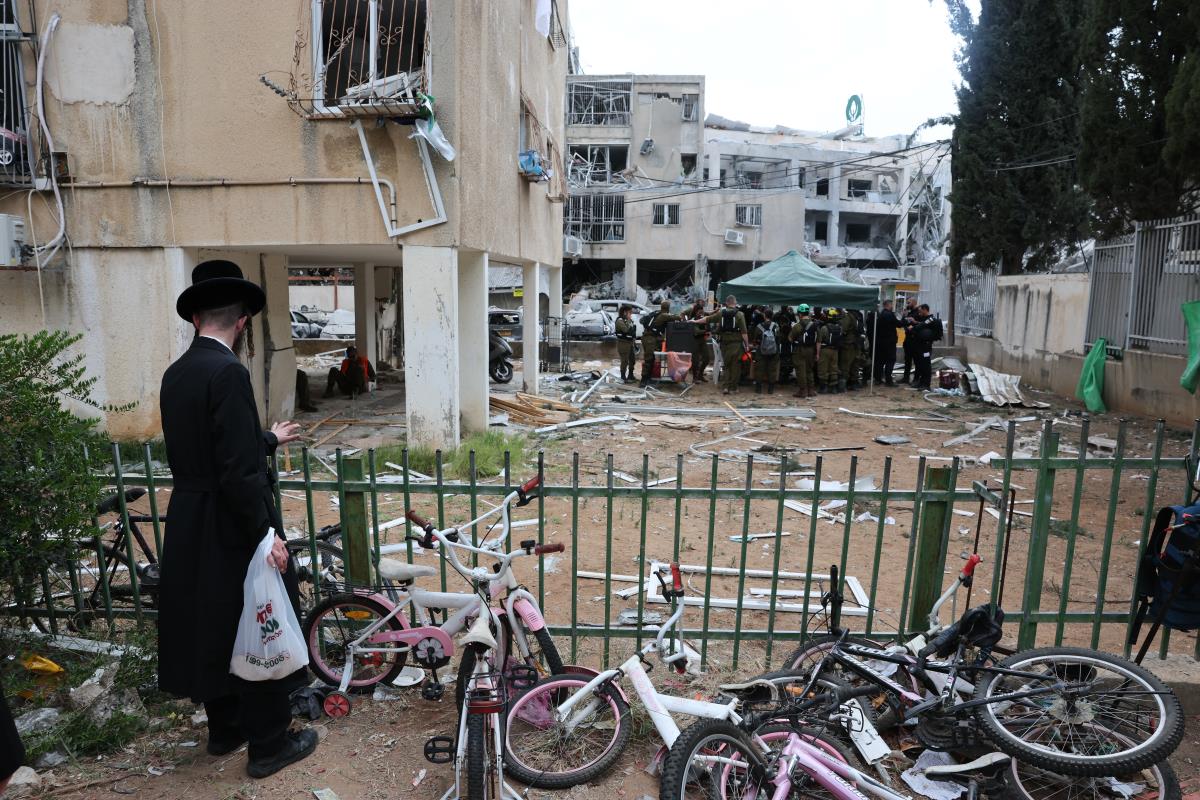 x07 EPA Abir Sultan.jpg