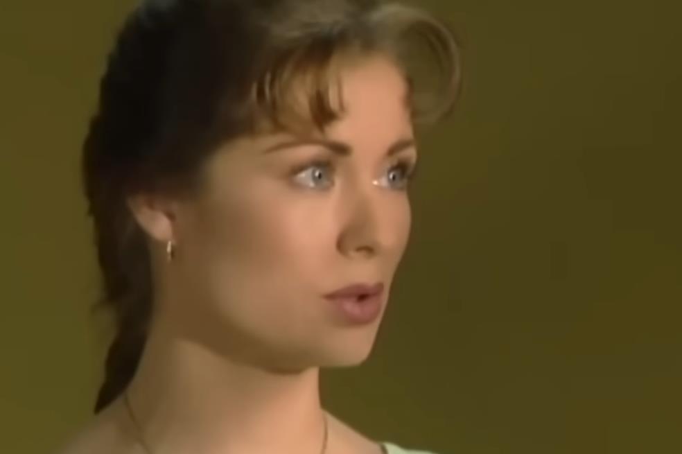 Letisija Kalderon kao Esmeralda