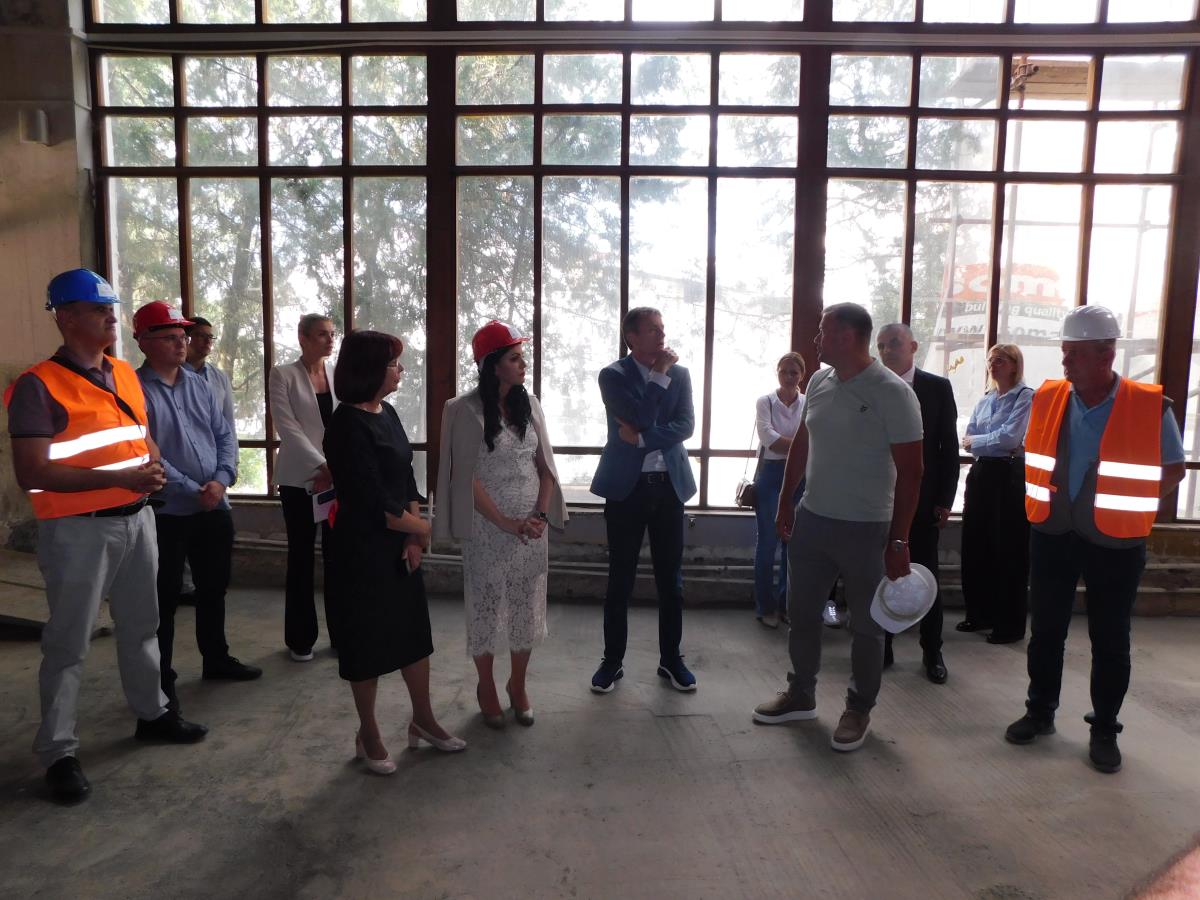 LOZNICA - Obilazak.JPG