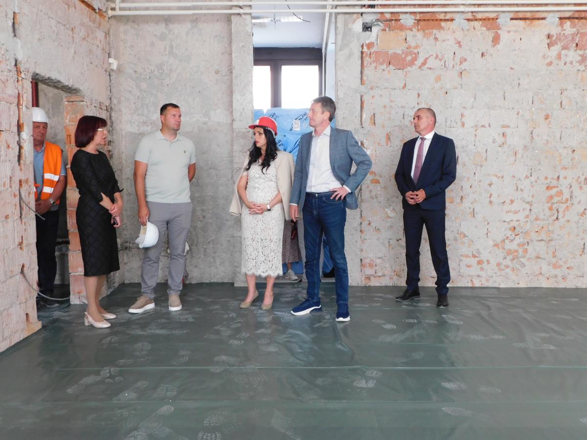 LOZNICA - Podrška države.JPG