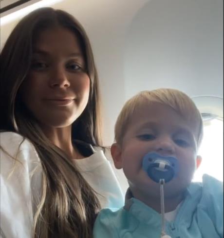 Evelin Singleton 1.jpg