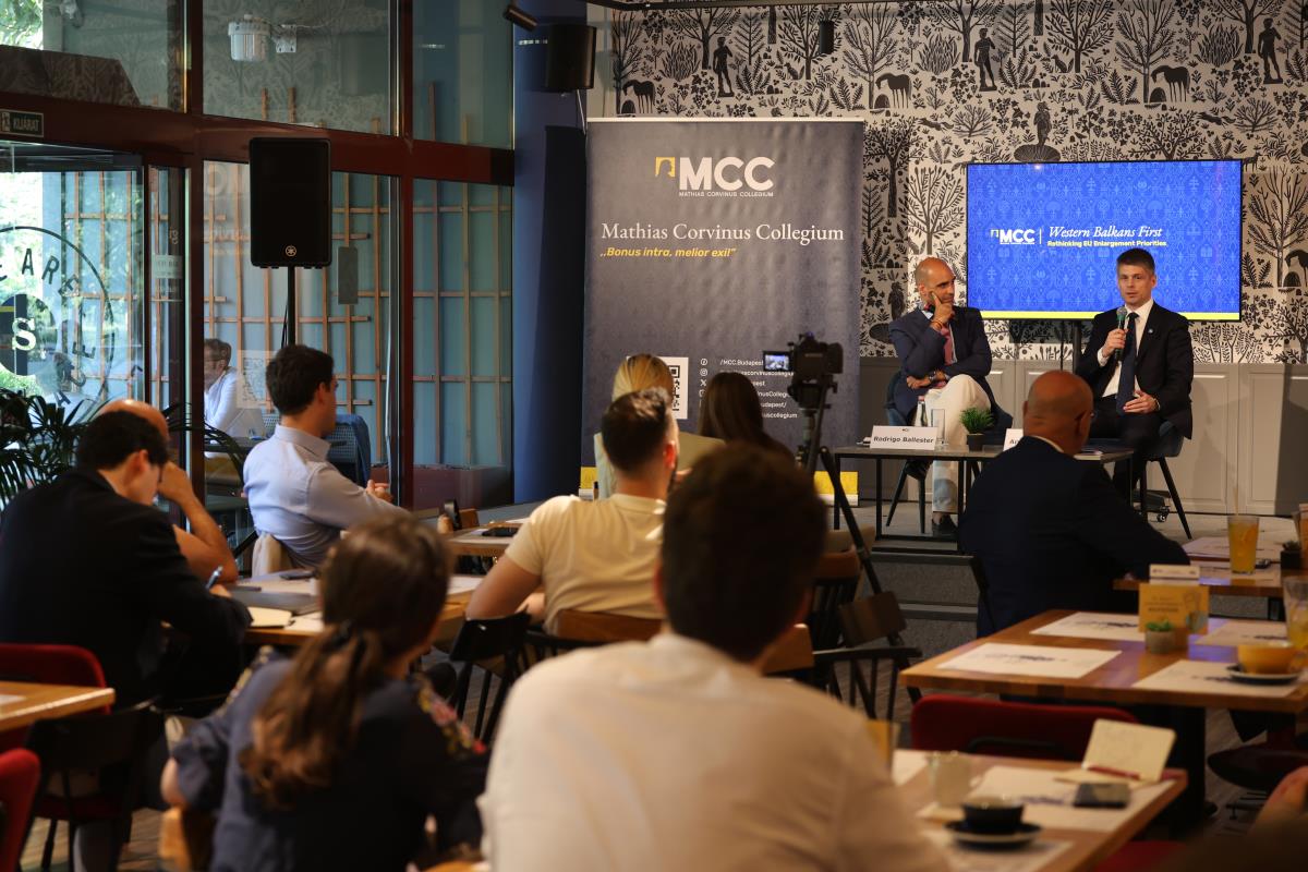 Гујон предавање.jpg