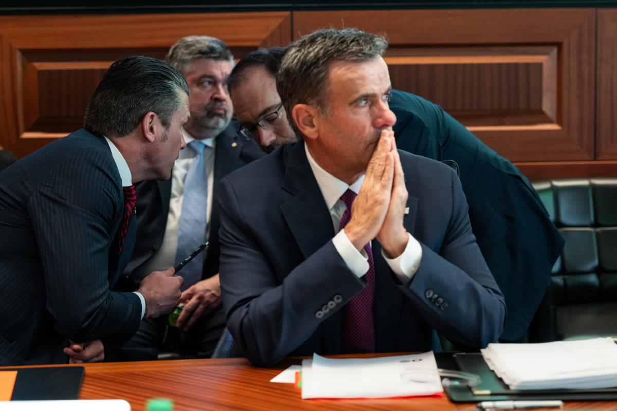 x06 EPA White House  Handout.jpg