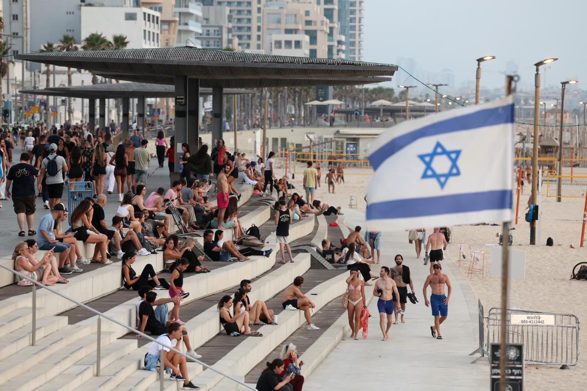 x01 EPA Abir Sultan.jpg