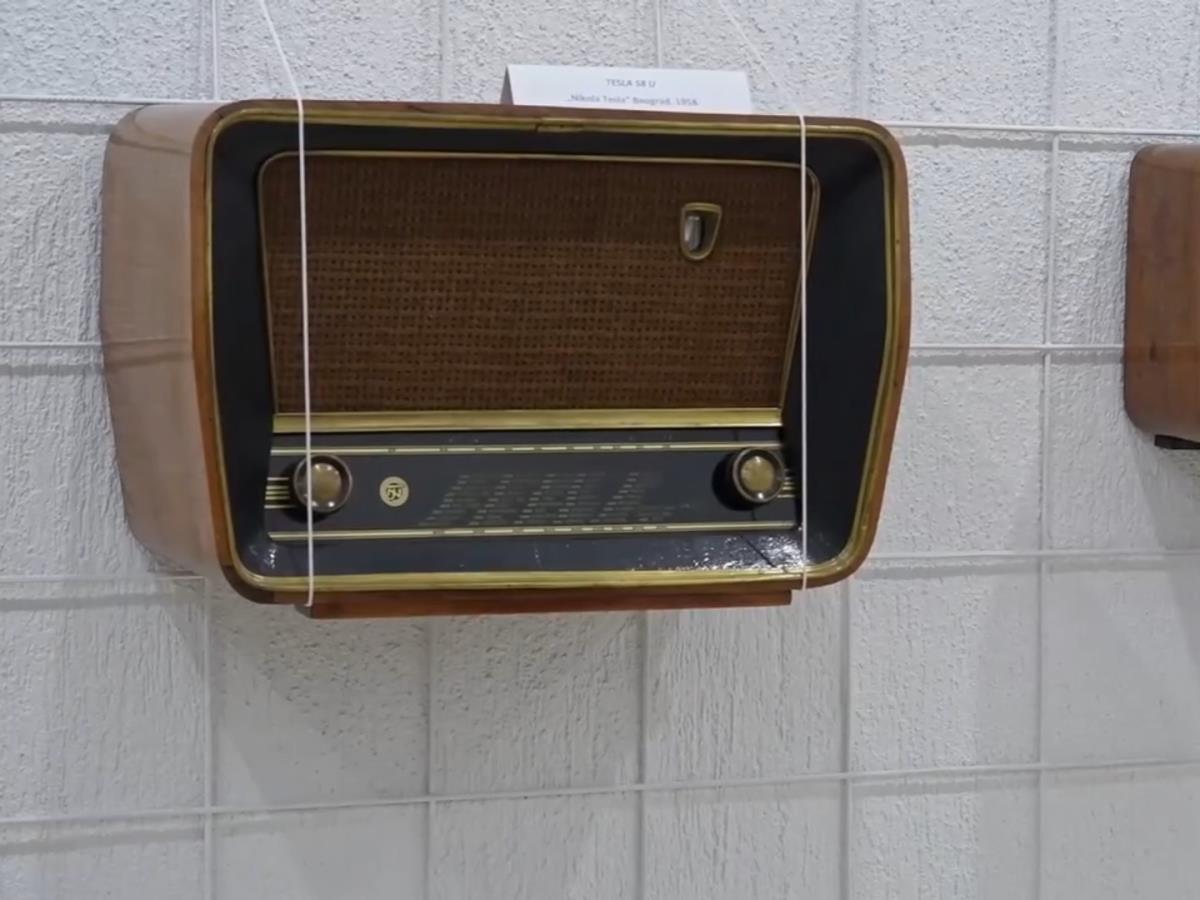 Radio - Izložba Kuća malih ljudi  (5).jpg