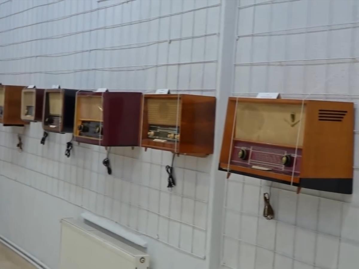 Radio - Izložba Kuća malih ljudi  (7).jpg